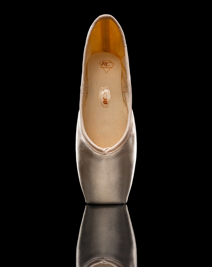 R-Class Fantasia Pointe Shoe - Image 3